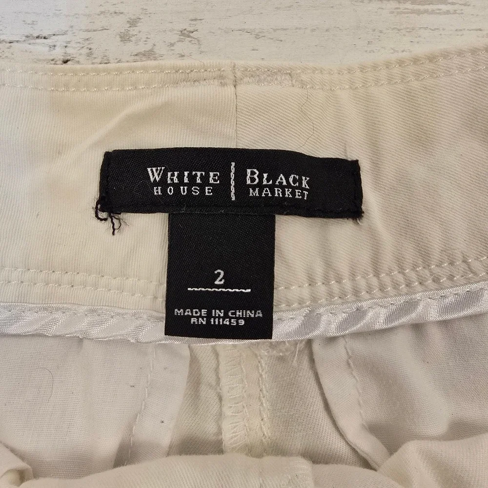 White House Black Market Cream Cuffed Chino Shorts Size 2 Off White Casual SO602